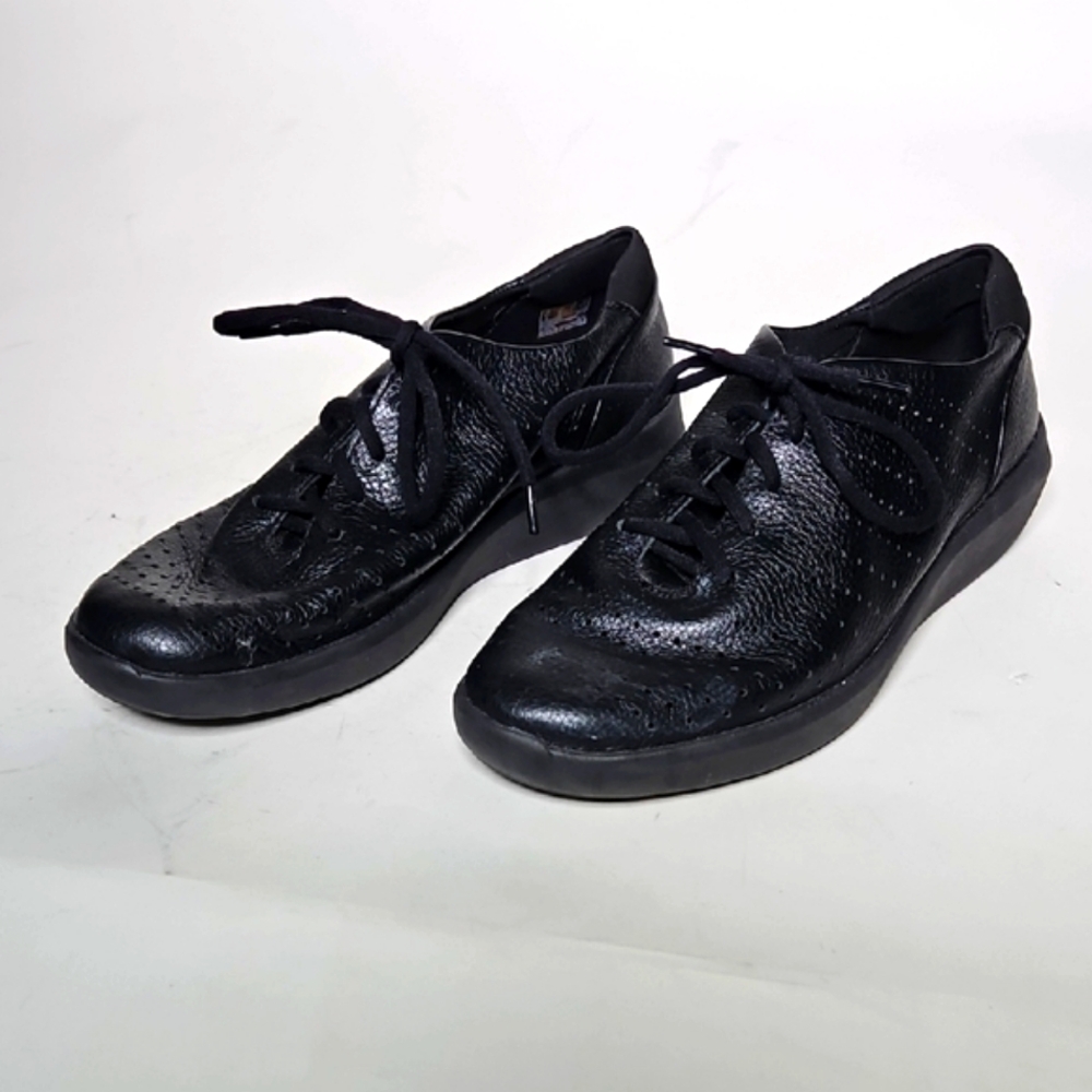 Clarks Black Leather Lace-Up Shoes